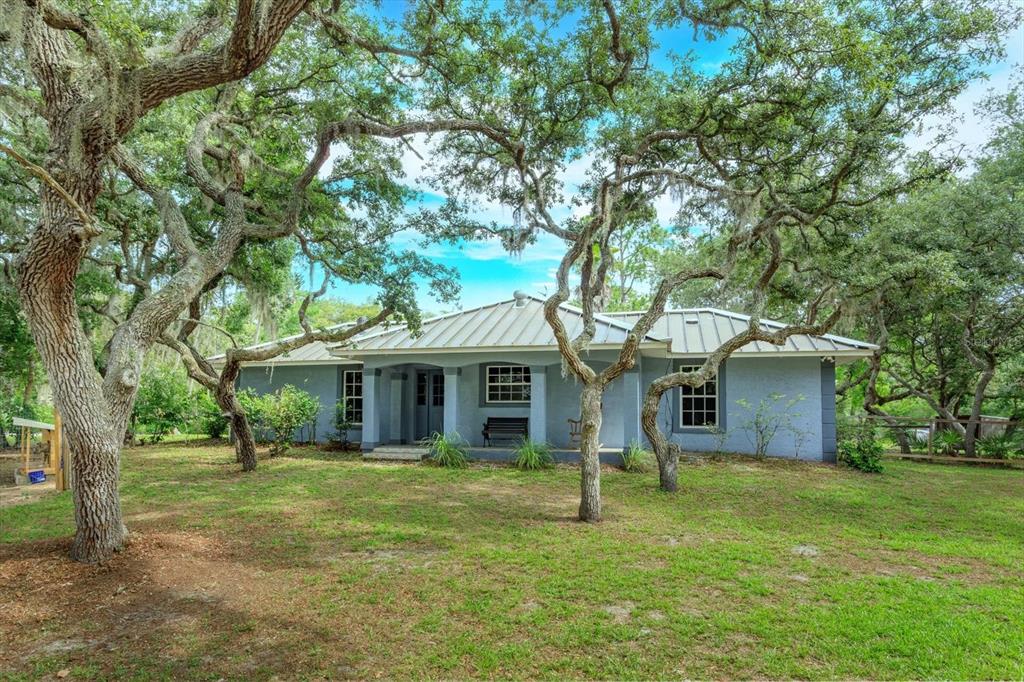 Property for sale at 17249 HOLLY COURT, UMATILLA, FL, 32784