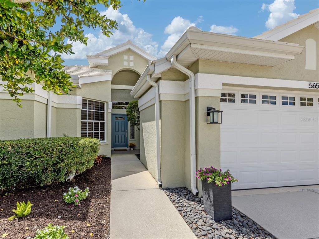 Property for sale at 565 FALLBROOK DRIVE, VENICE, FL, 34292