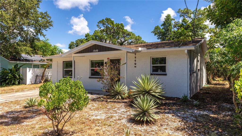 Property for sale at 1949 TROTTER ROAD, LARGO, FL, 33774