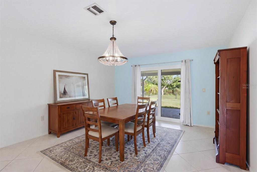 Virtually Staged Dining Room