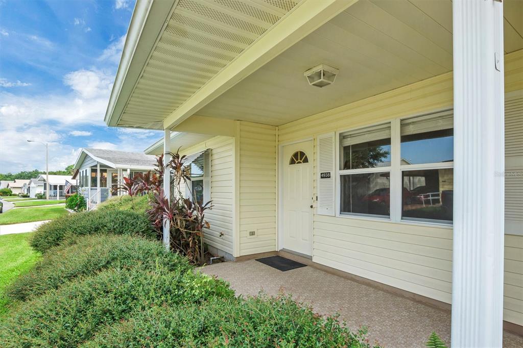 Property for sale at 4938 COLONNADES CIRCLE E, LAKELAND, FL, 33811
