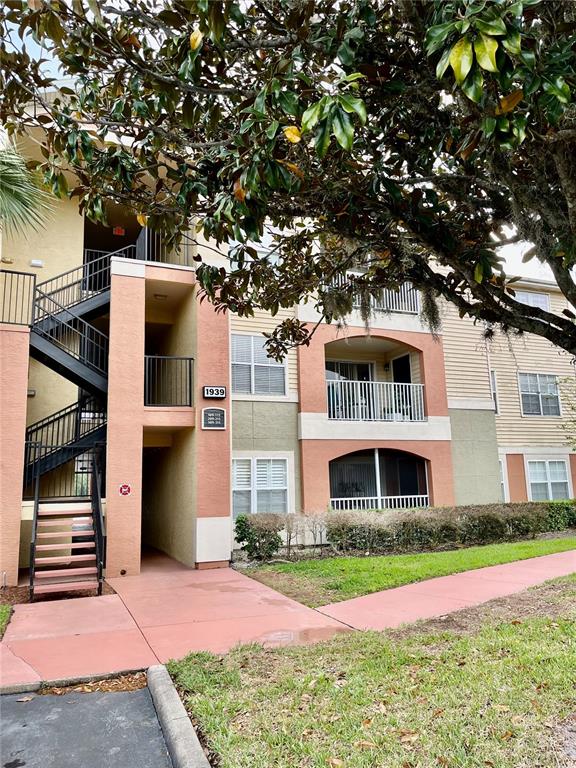 Property for sale at 1939 SUMMER CLUB APT DRIVE UNIT 315, OVIEDO, FL, 32765