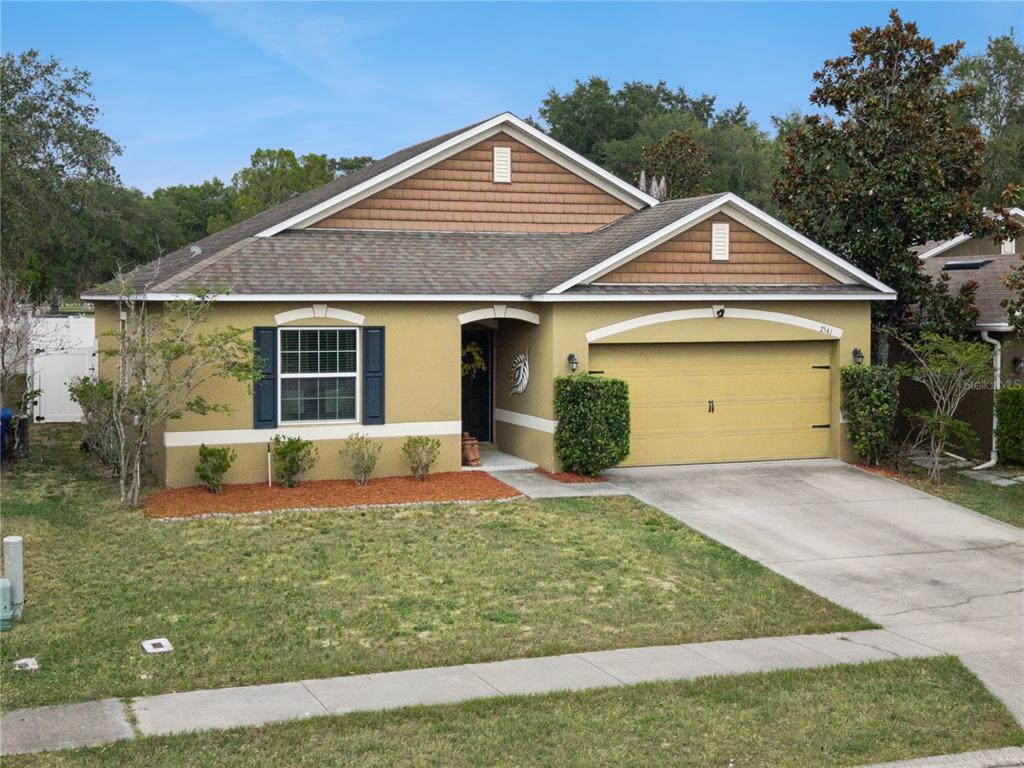 Property for sale at 2541 MARTINS RUN, TAVARES, FL, 32778