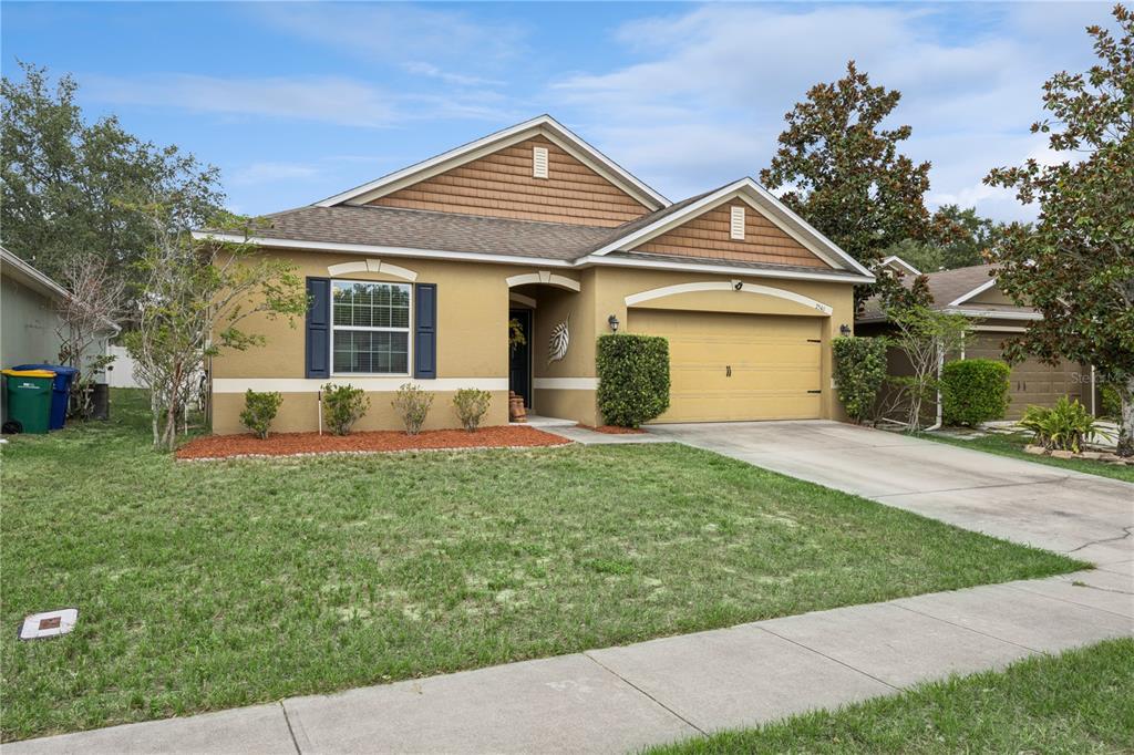 Property for sale at 2541 MARTINS RUN, TAVARES, FL, 32778