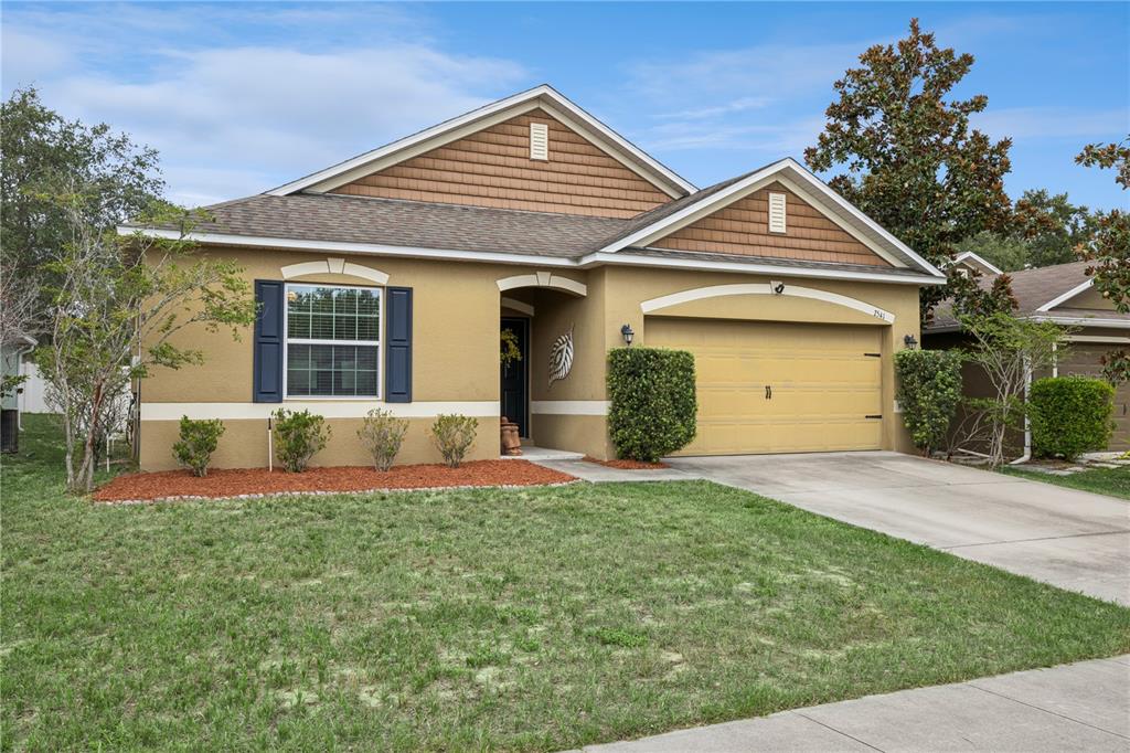 Property for sale at 2541 MARTINS RUN, TAVARES, FL, 32778