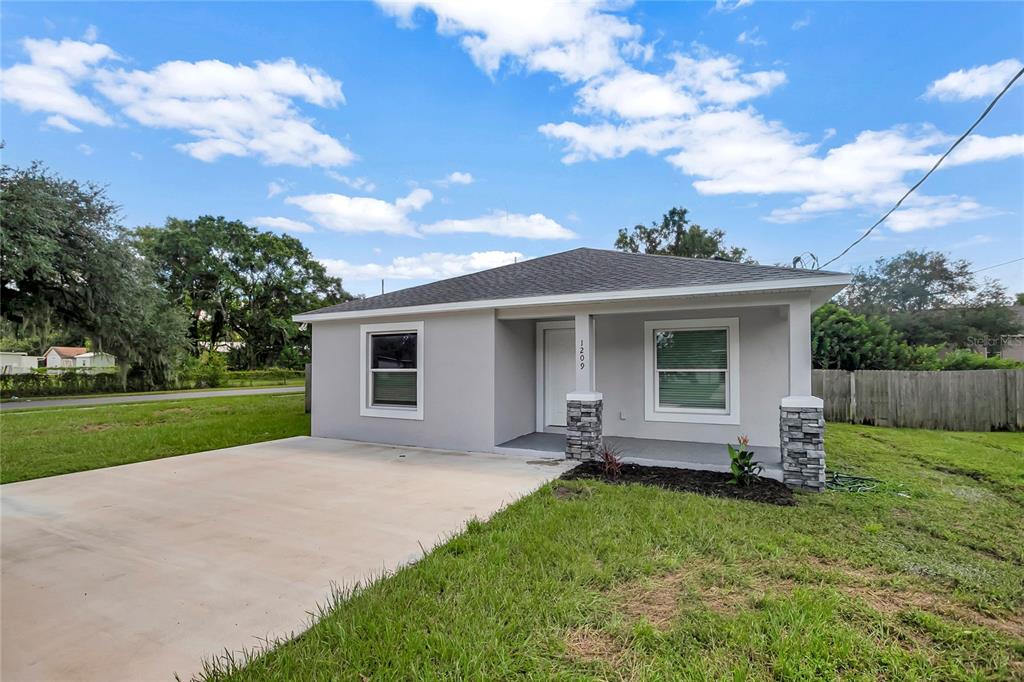 Property for sale at 1209 E OHIO STREET, PLANT CITY, FL, 33563