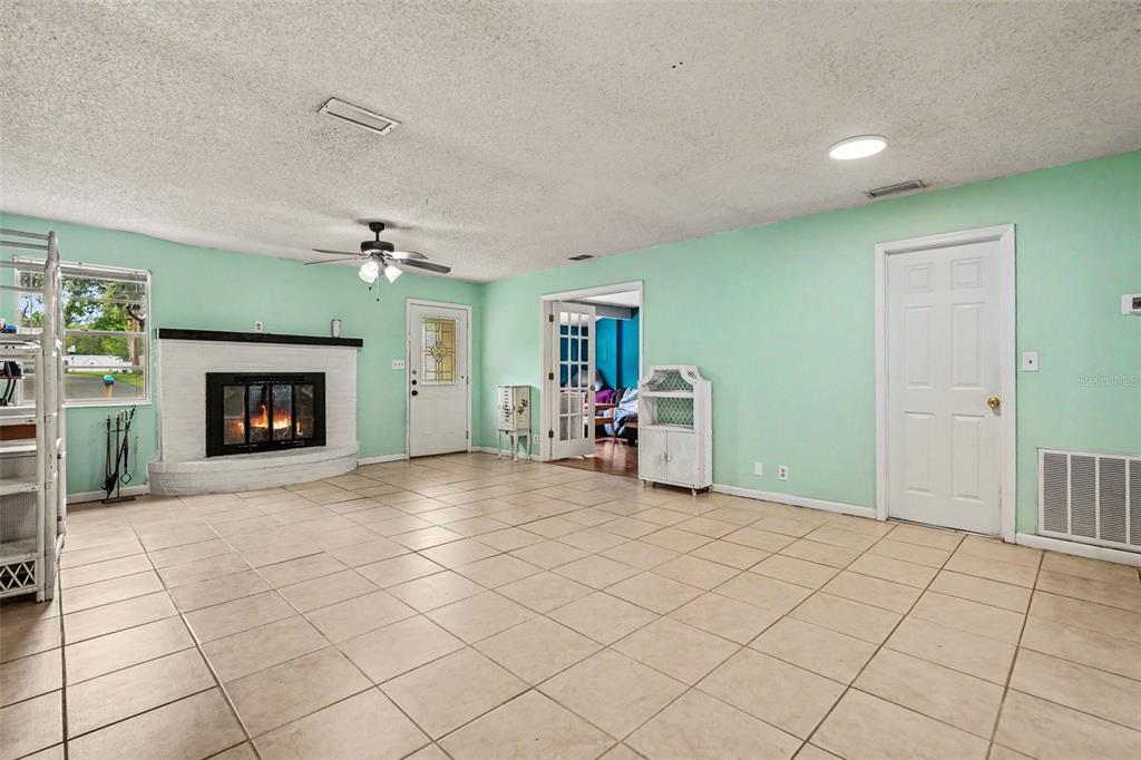 Property for sale at 7206 ALAFIA DRIVE, RIVERVIEW, FL, 33578
