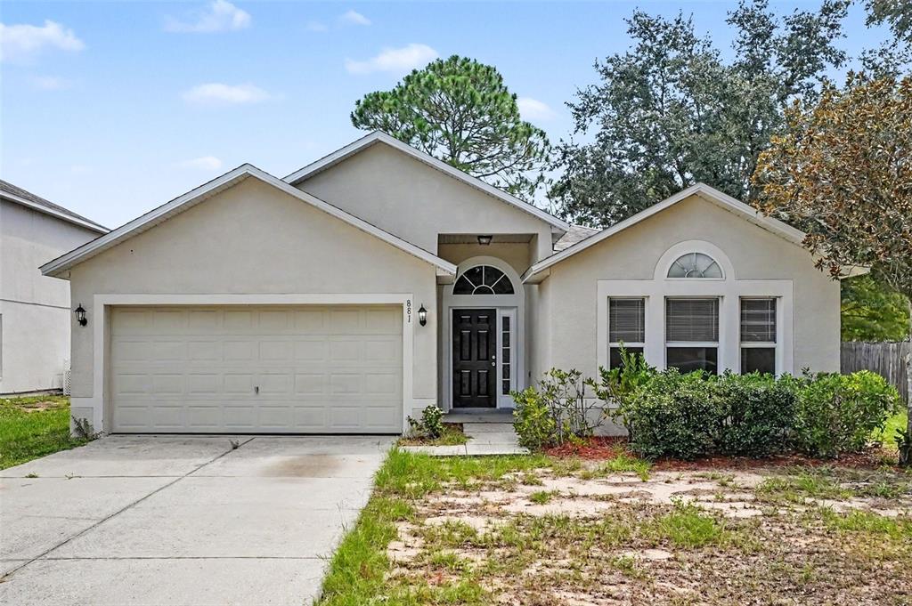 Property for sale at 881 VANDERBILT DR, EUSTIS, FL, 32726