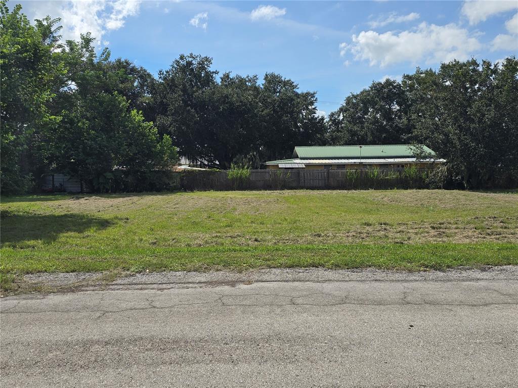 Property for sale at CHEROKEE AVENUE, FORT MEADE, FL, 33841