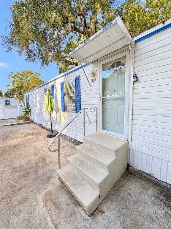 Property for sale at 1301 LIVE OAK PARKWAY, TARPON SPRINGS, FL, 34689