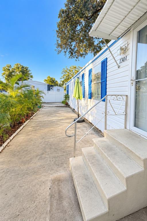 Property for sale at 1301 LIVE OAK PARKWAY, TARPON SPRINGS, FL, 34689