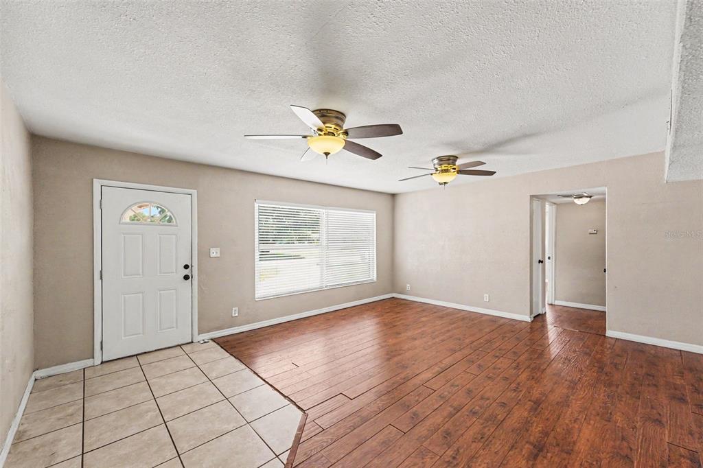 Property for sale at 11428 75TH AVENUE, SEMINOLE, FL, 33772