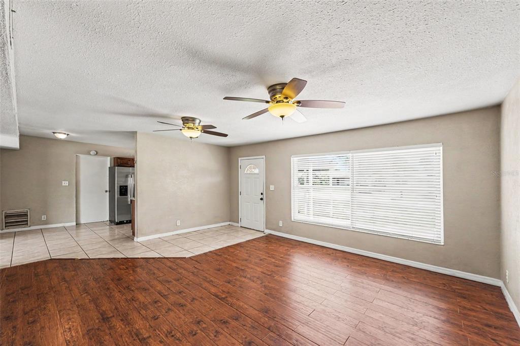 Property for sale at 11428 75TH AVENUE, SEMINOLE, FL, 33772