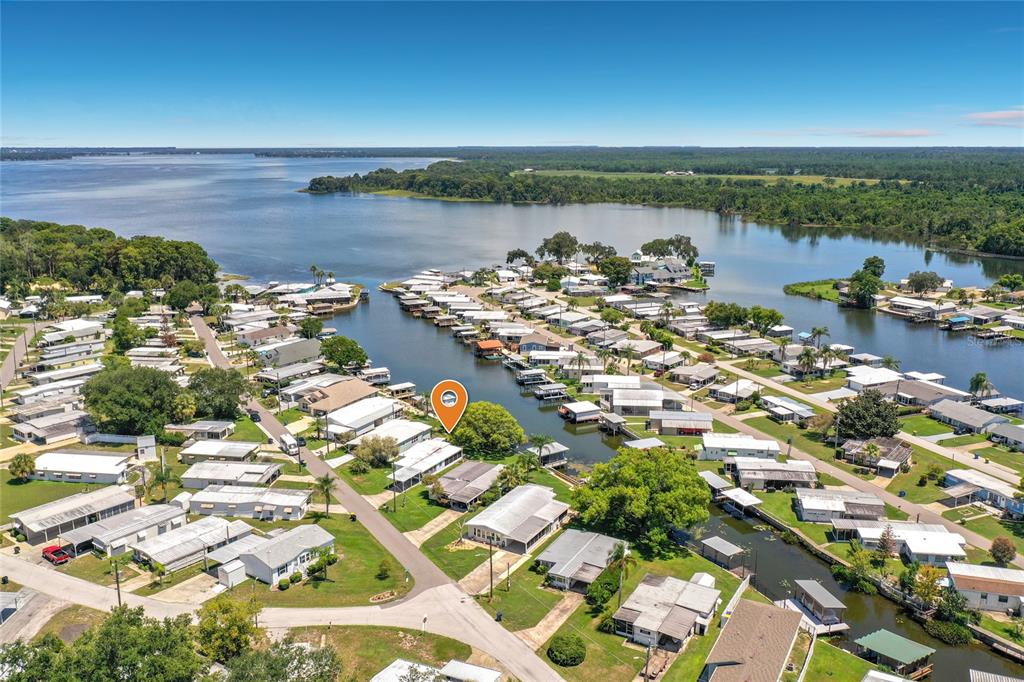 Property for sale at 1521 LAKEVIEW DRIVE, TAVARES, FL, 32778