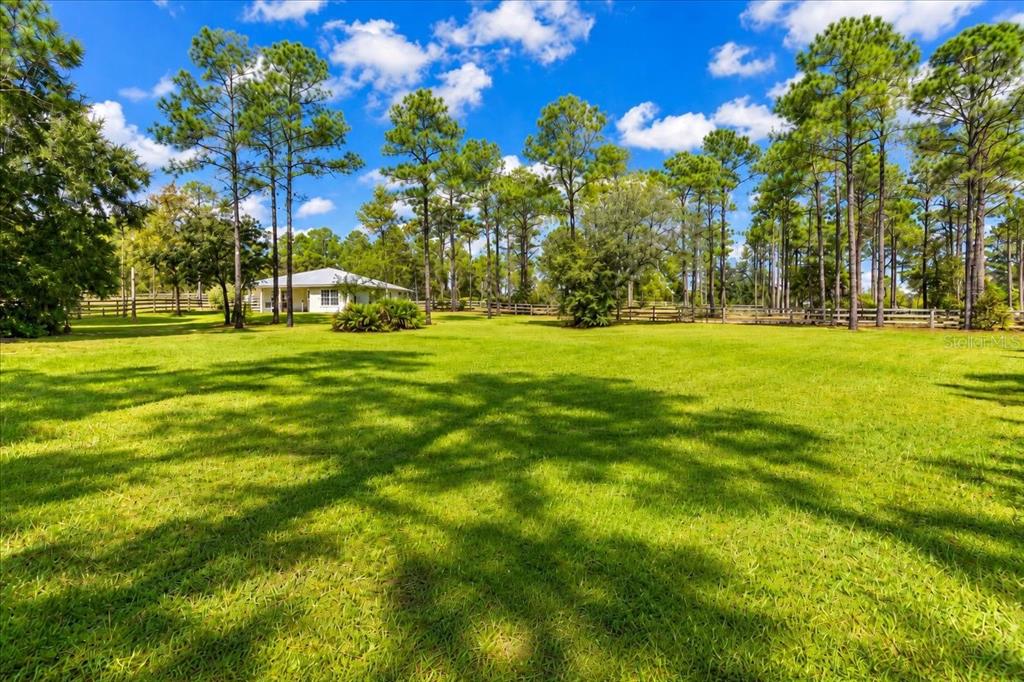 Property for sale at 12931 SE 21ST PLACE, MORRISTON, FL, 32668