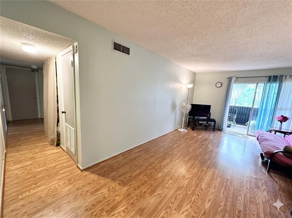 Property for sale at 912 LAKE DESTINY ROAD UNIT F, ALTAMONTE SPRINGS, FL, 32714