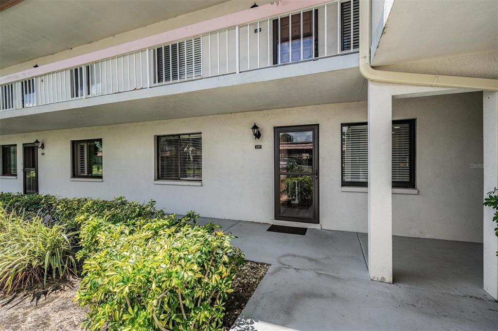 Property for sale at 107 LAKEVIEW PLACE UNIT 7, OLDSMAR, FL, 34677