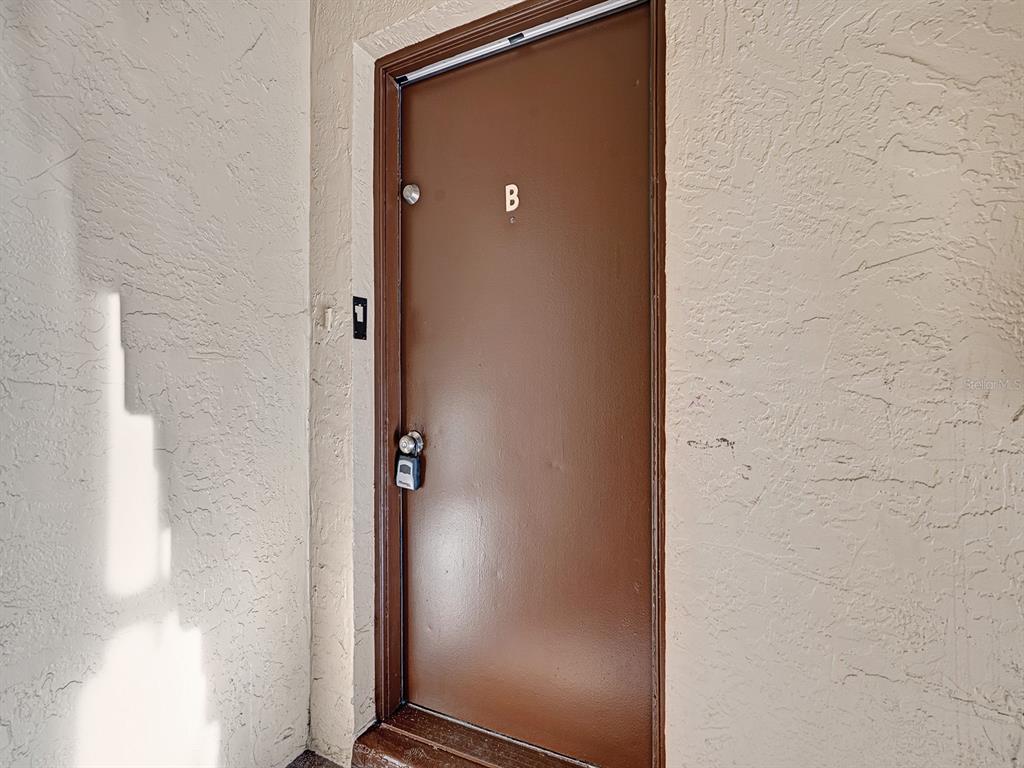 Property for sale at 625 N KEENE ROAD UNIT B, CLEARWATER, FL, 33755