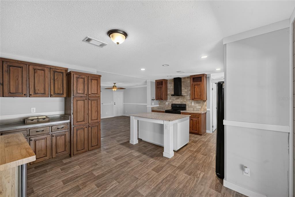 Property for sale at 4830 NE 121 AVENUE, WILLISTON, FL, 32696