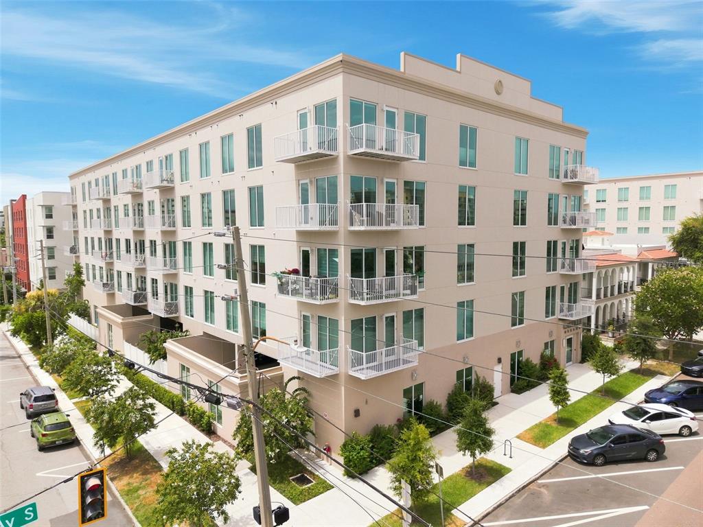 Property for sale at 600 3RD AVENUE S UNIT 302, ST PETERSBURG, FL, 33701