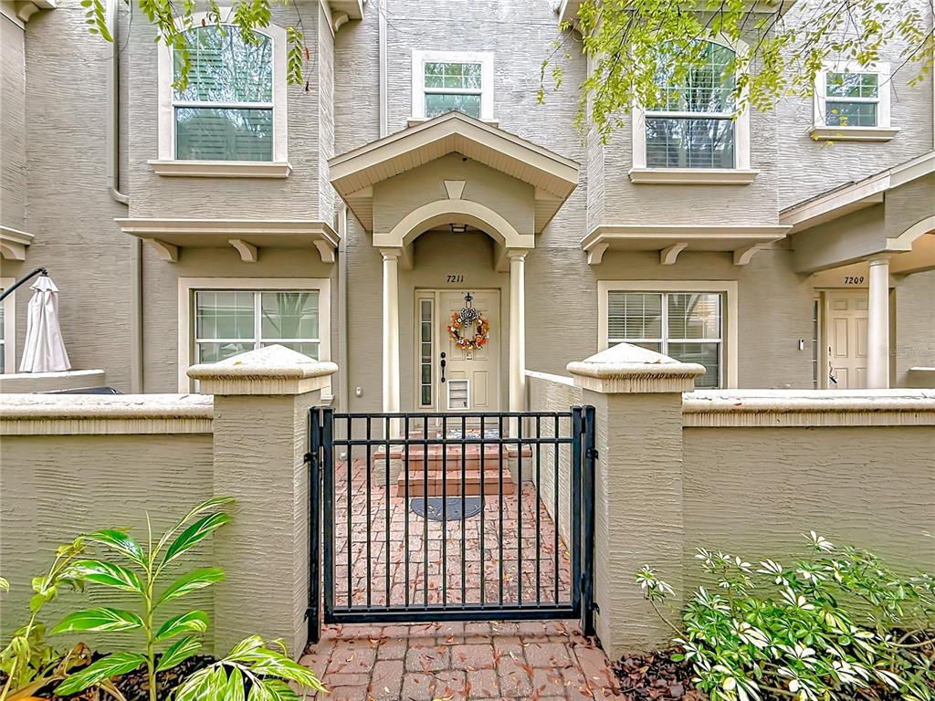 Property for sale at 7211 101ST LANE, SEMINOLE, FL, 33772
