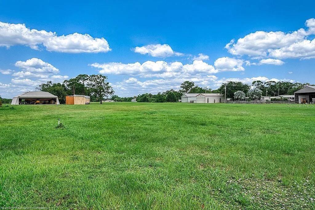 Property for sale at 115 HEINLEY ROAD, LAKE PLACID, FL, 33852