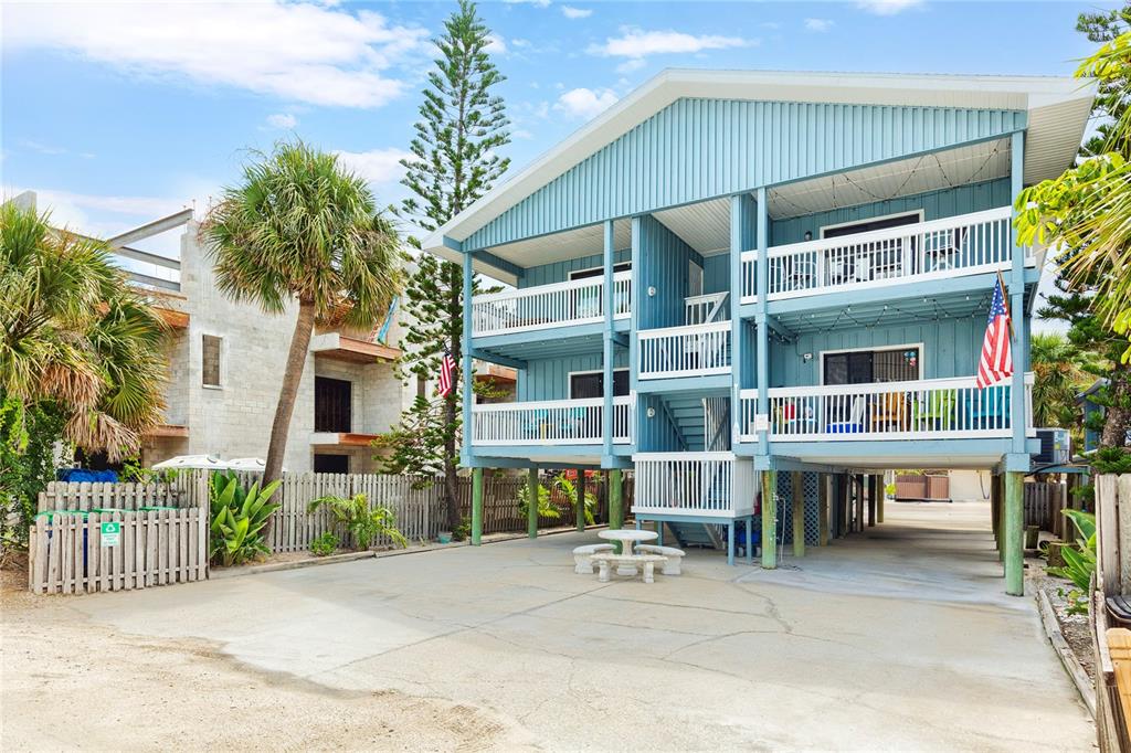 Property for sale at 812 GULF BLVD UNIT 3, INDIAN ROCKS BEACH, FL, 33785