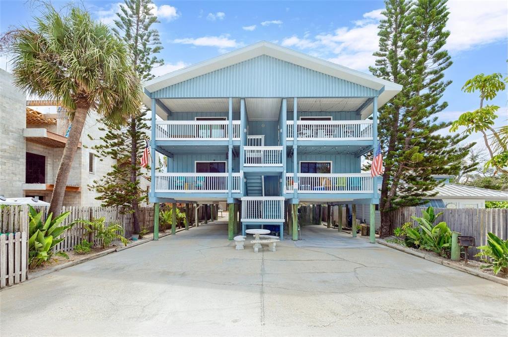 Property for sale at 812 GULF BLVD UNIT 3, INDIAN ROCKS BEACH, FL, 33785