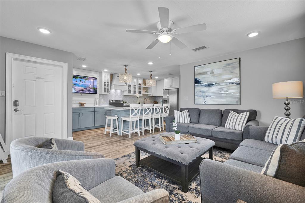 Property for sale at 812 GULF BLVD UNIT 3, INDIAN ROCKS BEACH, FL, 33785
