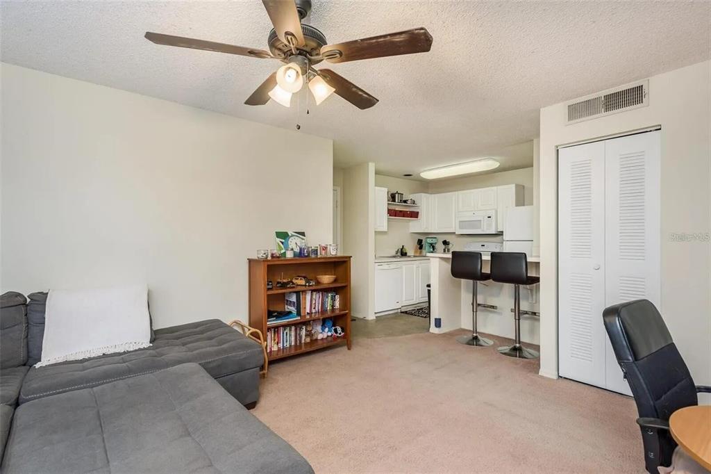 Property for sale at 4107 CHATHAM OAK COURT UNIT 313, TAMPA, FL, 33624