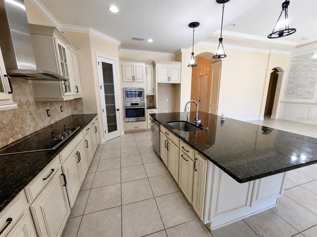 Property for sale at 10911 CHARMWOOD DRIVE, RIVERVIEW, FL, 33569