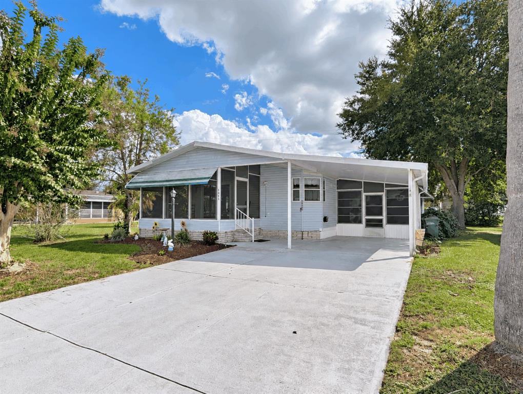 Property for sale at 6066 SE SOUTHERN OAKS DRIVE, WINTER HAVEN, FL, 33884