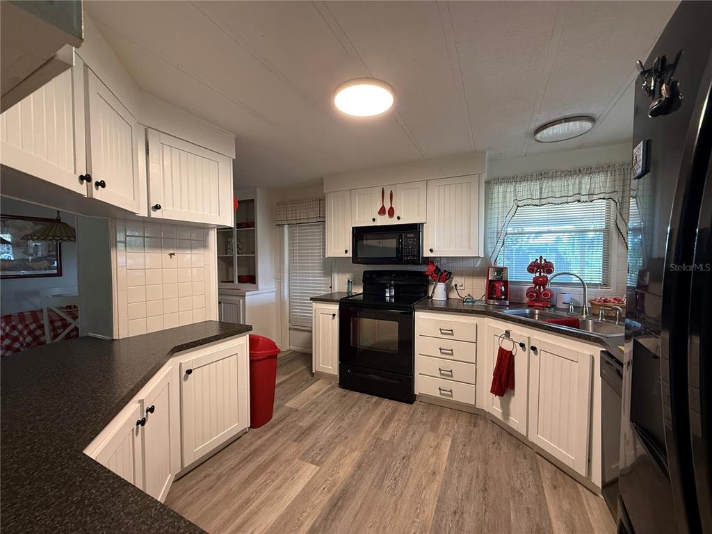 Property for sale at 24 N BOBWHITE ROAD, WILDWOOD, FL, 34785