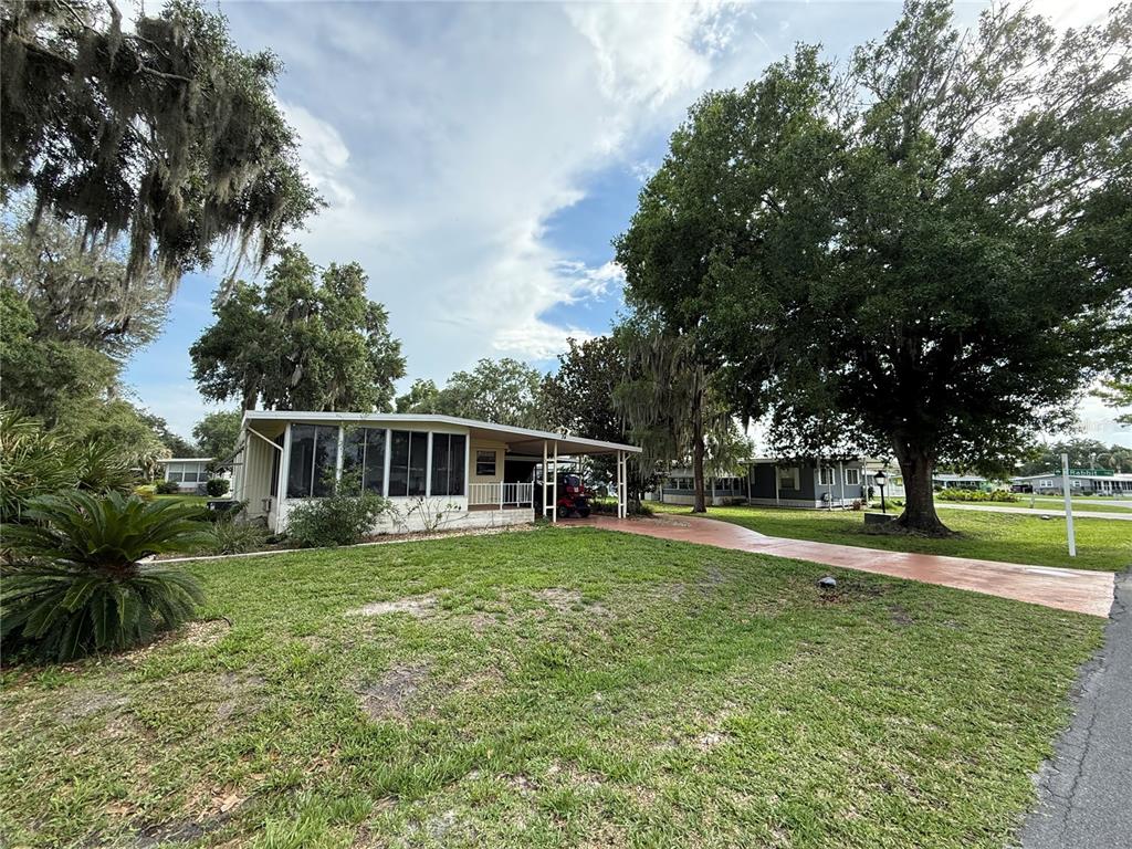Property for sale at 24 N BOBWHITE ROAD, WILDWOOD, FL, 34785