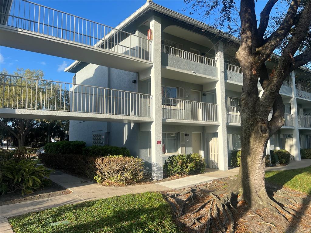 Property for sale at 133 OYSTER BAY CIRCLE UNIT 101, ALTAMONTE SPRINGS, FL, 32701