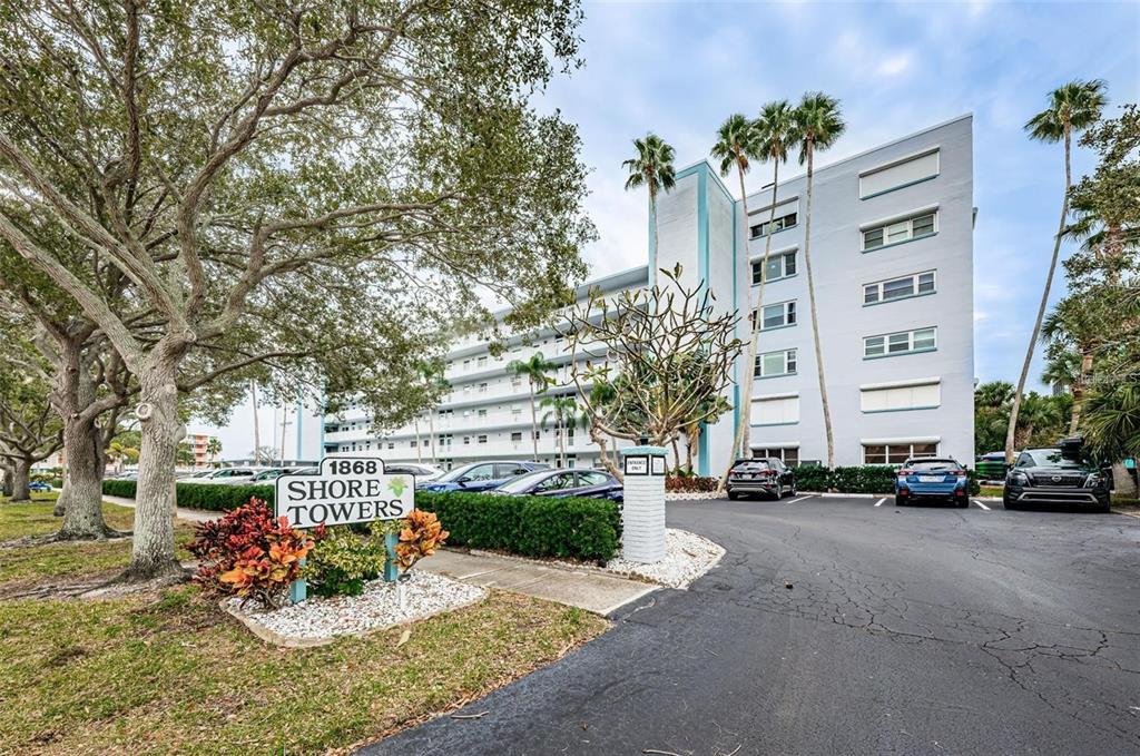 Property for sale at 1868 SHORE DRIVE S UNIT 102, SOUTH PASADENA, FL, 33707