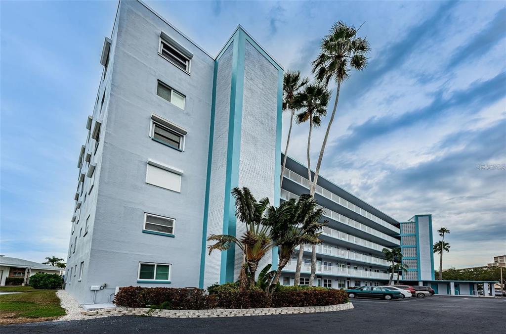 Property for sale at 1868 SHORE DRIVE S UNIT 102, SOUTH PASADENA, FL, 33707