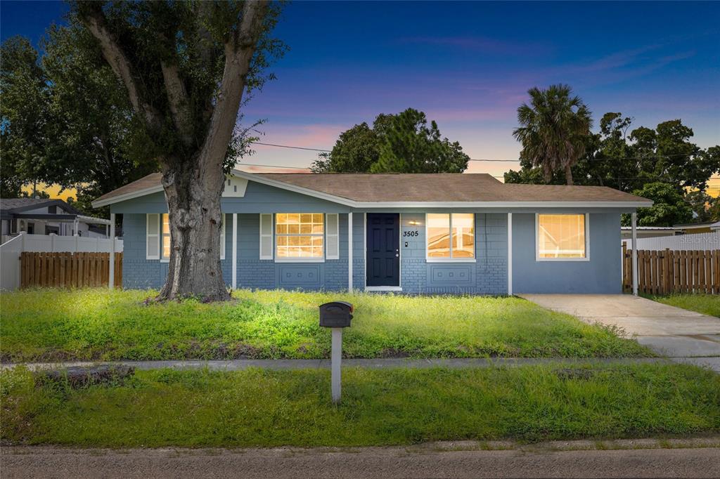 Property for sale at 3505 LIBBY LOOP, TAMPA, FL, 33619