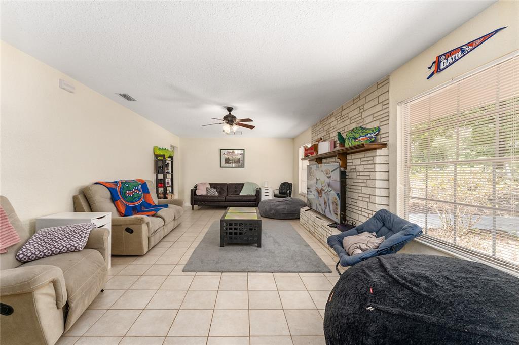 Property for sale at 3025 W UNIVERSITY AVENUE, GAINESVILLE, FL, 32607