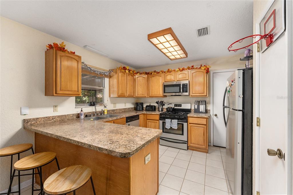 Property for sale at 3025 W UNIVERSITY AVENUE, GAINESVILLE, FL, 32607