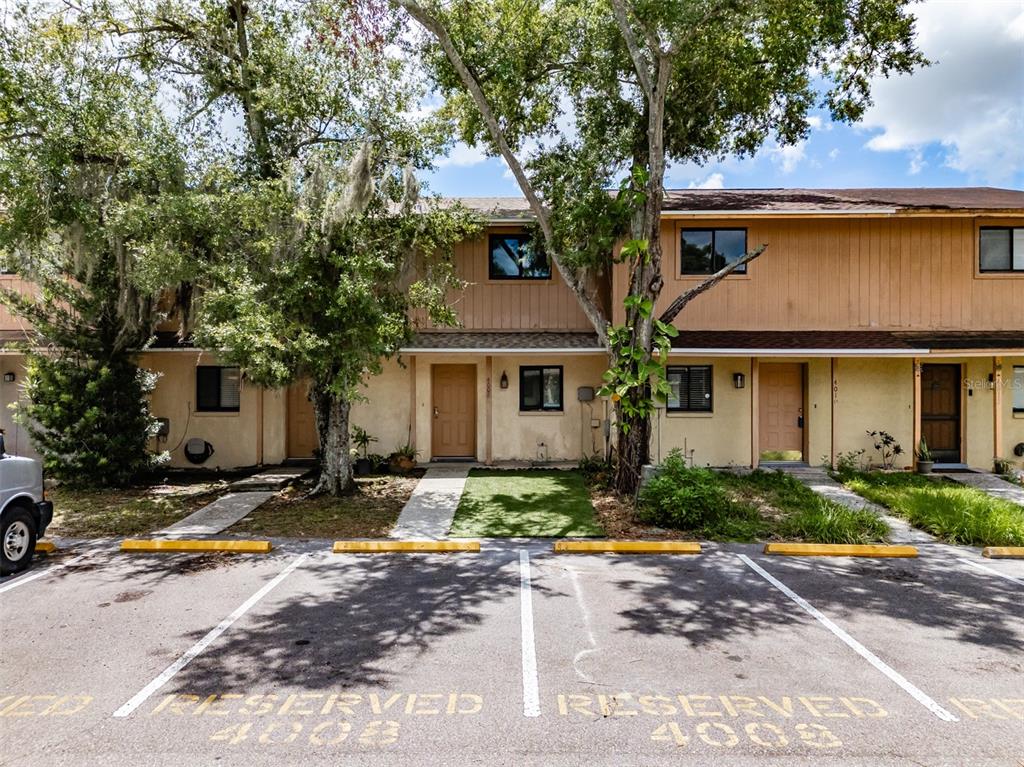 Property for sale at 4008 OAK LIMB, TAMPA, FL, 33614