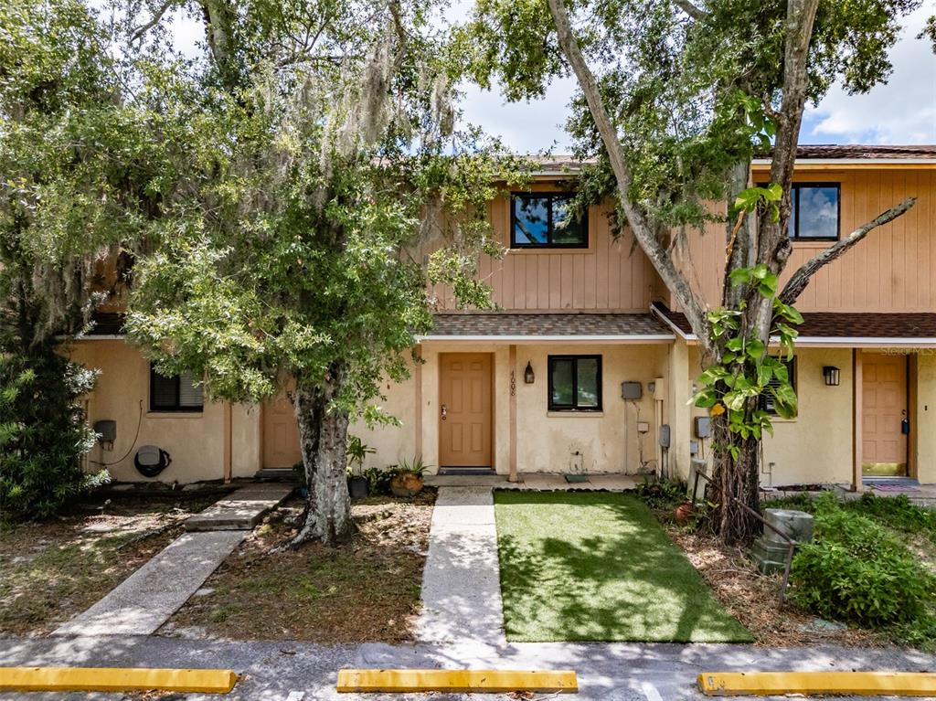 Property for sale at 4008 OAK LIMB, TAMPA, FL, 33614
