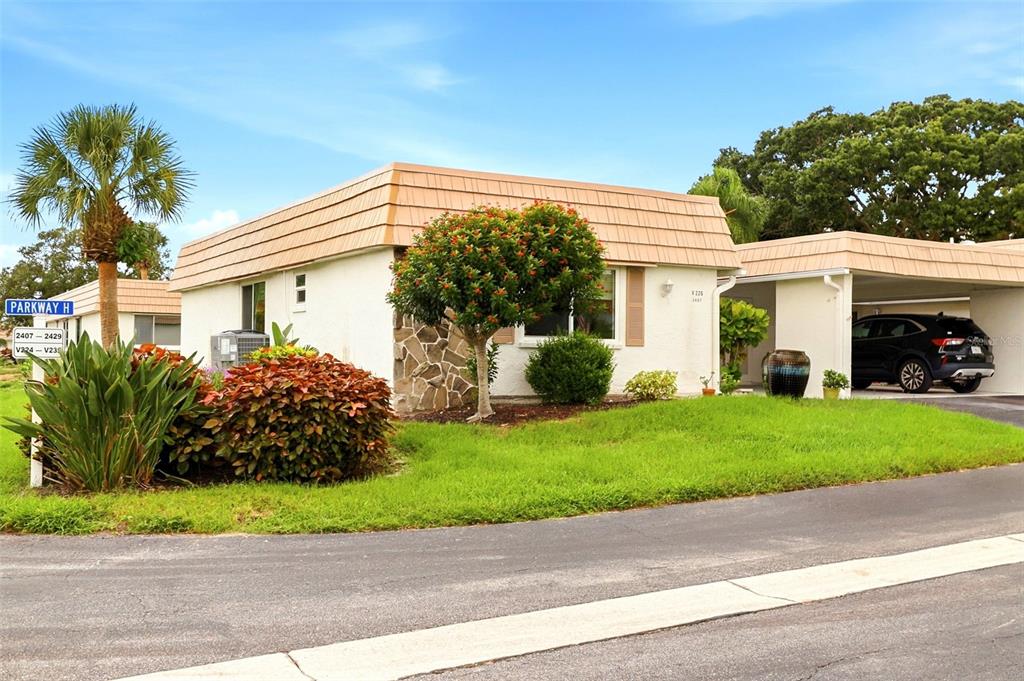 Property for sale at 2407 RIVERBLUFF PARKWAY UNIT V-226, SARASOTA, FL, 34231