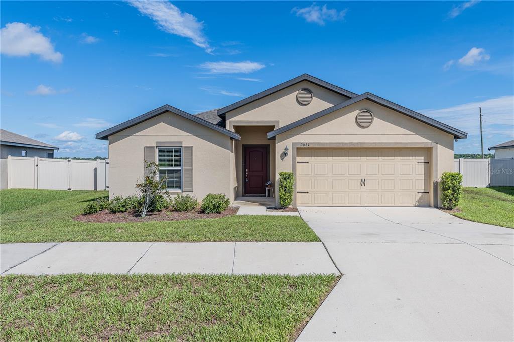Property for sale at 2021 AMBER SWEET CIRCLE, DUNDEE, FL, 33838