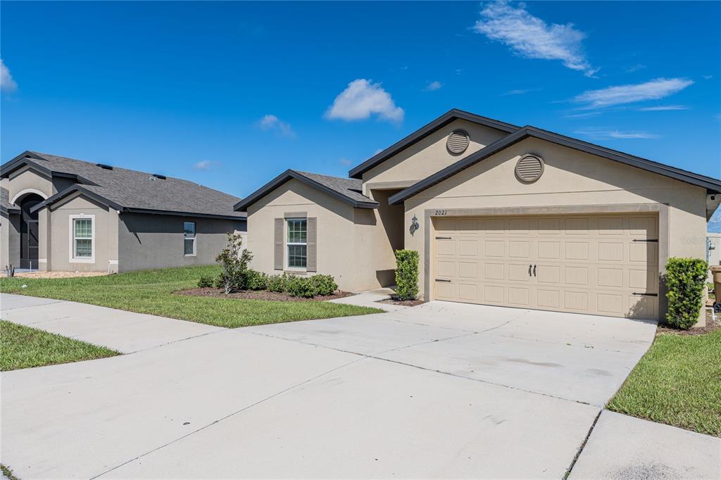 Property for sale at 2021 AMBER SWEET CIRCLE, DUNDEE, FL, 33838
