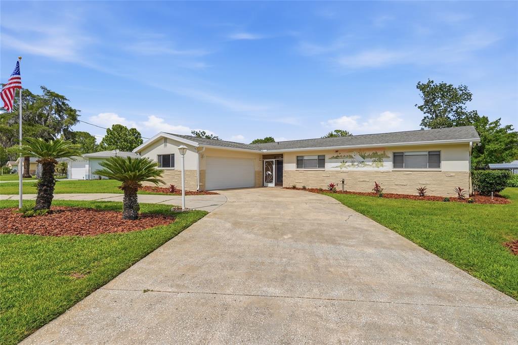 Property for sale at 1401 SE PARADISE AVENUE, CRYSTAL RIVER, FL, 34429