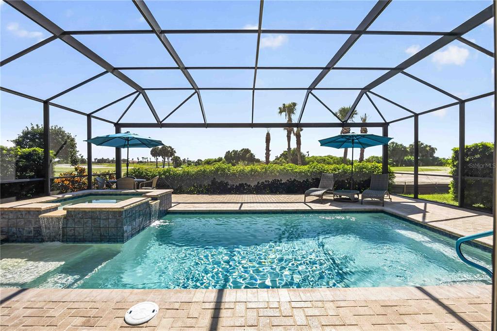 Pool, Spa, and an extra 10' on the lanai for outside living excellence