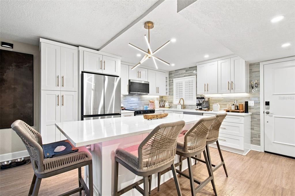 Property for sale at 17035 GULF BOULEVARD UNIT 122, NORTH REDINGTON BEACH, FL, 33708