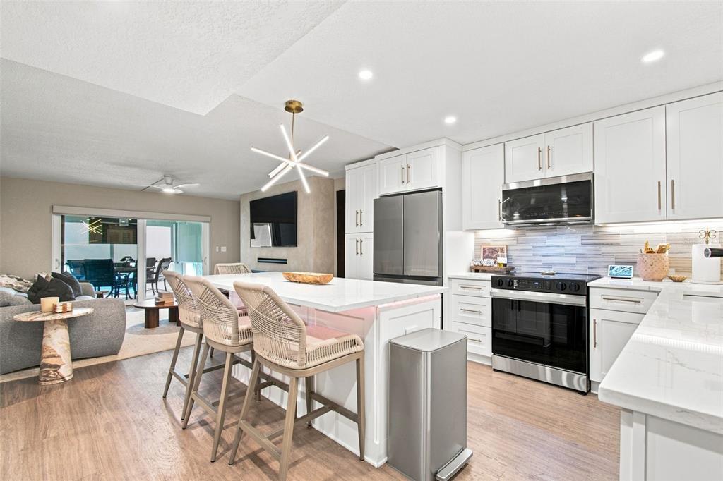 Property for sale at 17035 GULF BOULEVARD UNIT 122, NORTH REDINGTON BEACH, FL, 33708