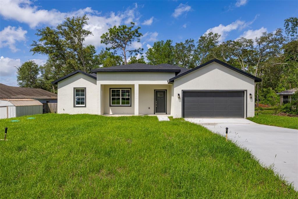Property for sale at 8100 N HILLVIEW CIRCLE, DUNNELLON, FL, 34434